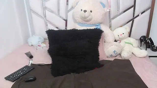 celestesouzalatin online show from 09.12.25