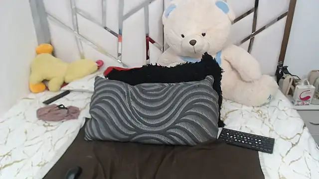 celestesouzalatin online show from 06.14.26