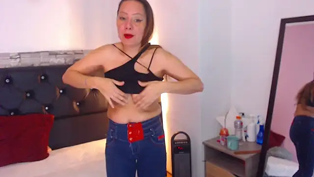 camila delarosa online show from 03.01.25