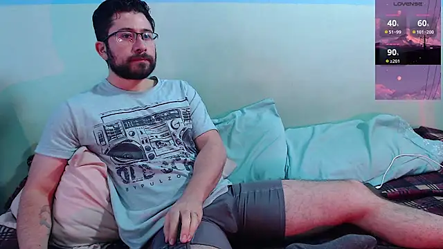 Snapshot of teddy_foster chatting on 02.07.25 teddy foster online show from 02.07.25