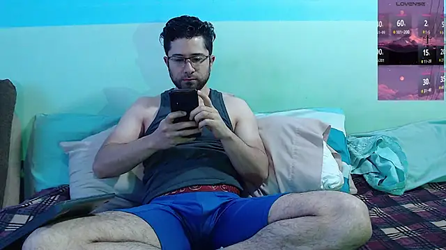 Snapshot of teddy_foster chatting on 03.11.25 teddy foster online show from 03.11.25