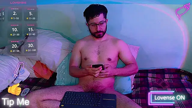 Snapshot of teddy_foster chatting on 10.09.25 teddy foster online show from 10.09.25