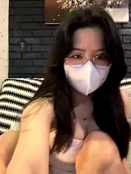 Kyomi-ibaby online show from 10.31.25