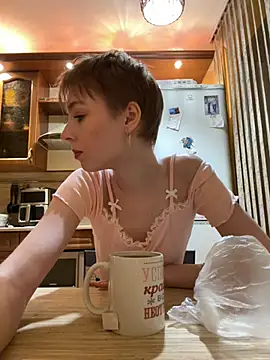 Crayzy Luv online show from 03.13.25