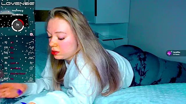 Snapshot of kitti_kaattt chatting on 02.23.25 kitti kaattt online show from 02.23.25
