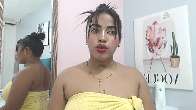 AichaBrown online show from 02.13.25