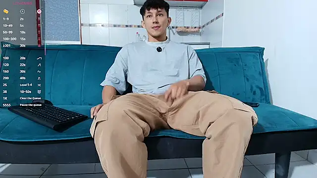 Snapshot of jacques_cardiet chatting on 07.19.26 jacques cardiet online show from 07.19.26