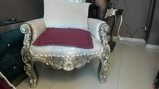 Janna Rousse  online show from 03.10.25