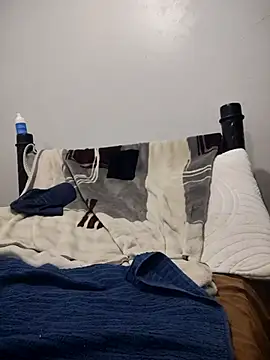 Snapshot of Potro23hotzen chatting on 02.27.26 Potro23hotzen online show from 02.27.26