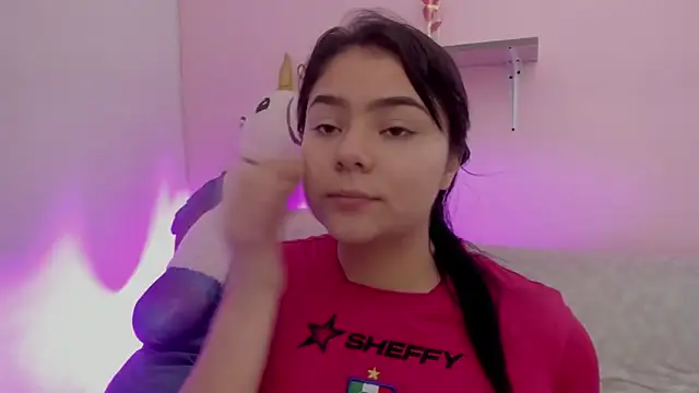 Oriana Guzman online show from 04.30.26