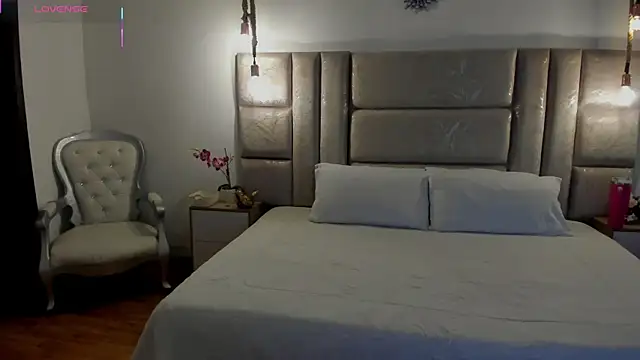 Oriana Guzman online show from 07.29.26
