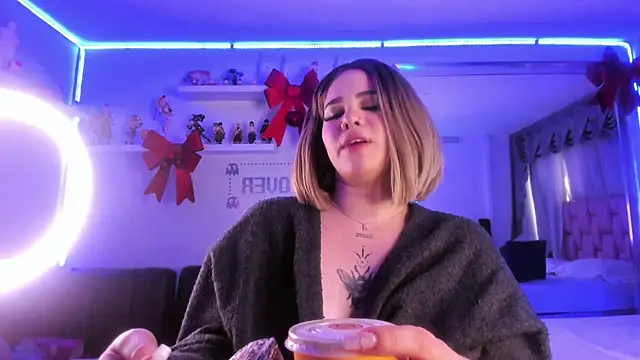 albaismynameX online show from 01.04.25