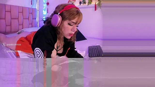 albaismynameX online show from 02.12.25