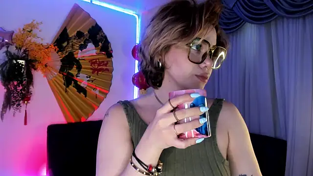 albaismynameX online show from 03.06.25