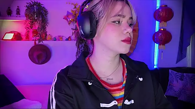 albaismynameX online show from 03.14.26