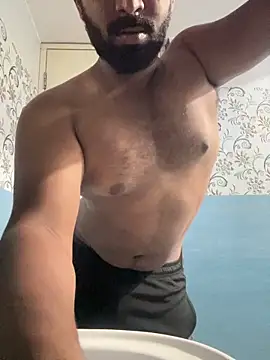 Handsomehunk 4U online show from 12.08.24