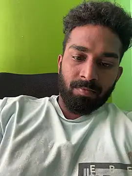 Handsomehunk 4U online show from 12.17.24