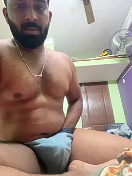 Handsomehunk 4U online show from 12.21.24