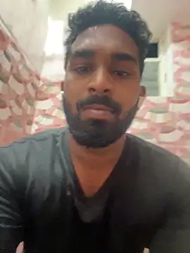 Handsomehunk 4U online show from 12.21.24