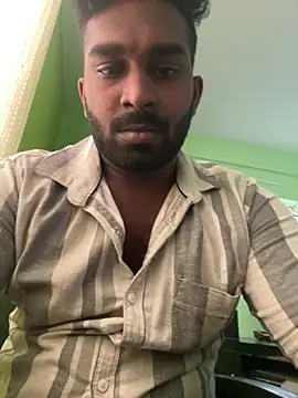 Handsomehunk 4U online show from 01.22.25