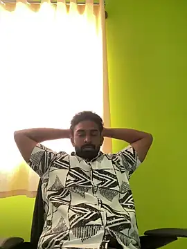 Handsomehunk 4U online show from 03.14.25