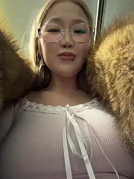 Aiko Yumi online show from 02.20.26