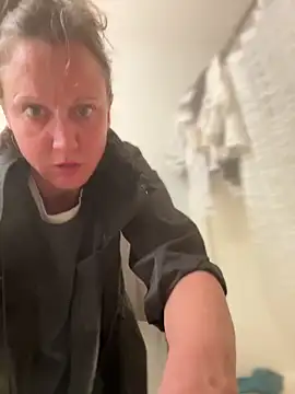 SexyB214 online show from 12.15.24