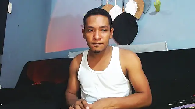 Grandeygruesa1 online show from 05.14.26