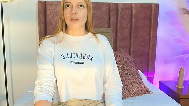 MirandaRoxx online show from 09.10.25