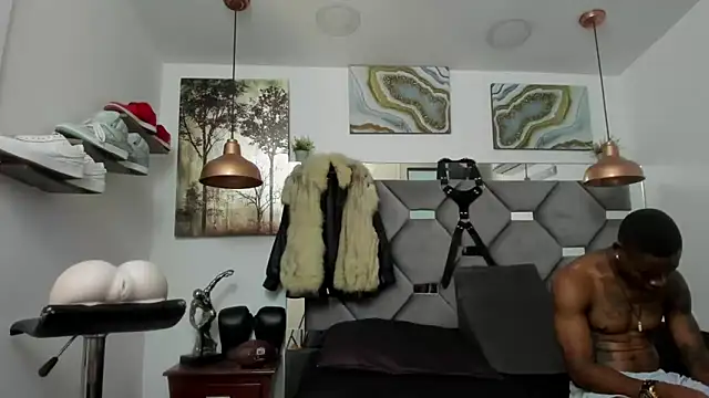 Snapshot of KING_FIT chatting on 01.27.25 KING FIT online show from 01.27.25