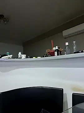 Snapshot of Milf_Abigail chatting on 10.31.25 Milf Abigail online show from 10.31.25