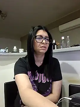 Snapshot of Milf_Abigail chatting on 11.09.25 Milf Abigail online show from 11.09.25