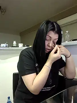 Snapshot of Milf_Abigail chatting on 11.10.25 Milf Abigail online show from 11.10.25