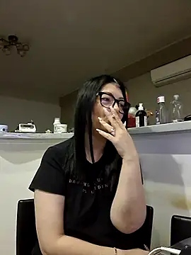 Snapshot of Milf_Abigail chatting on 11.20.25 Milf Abigail online show from 11.20.25