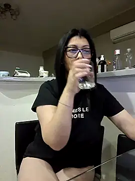 Snapshot of Milf_Abigail chatting on 11.25.25 Milf Abigail online show from 11.25.25