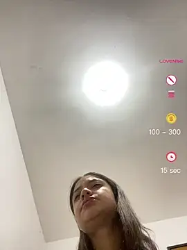 Alicia ALICIA online show from 05.17.26