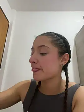 Alicia ALICIA online show from 05.20.26