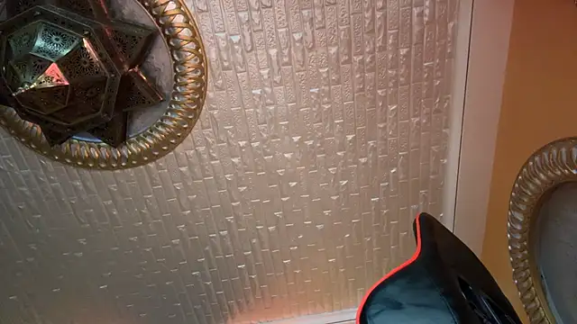 Snapshot of ORLA86 chatting on 03.09.25 ORLA86 online show from 03.09.25