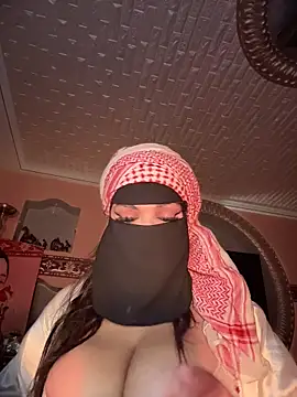 Snapshot of ORLA86 chatting on 10.02.25 ORLA86 online show from 10.02.25