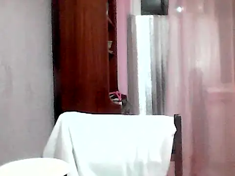 Snapshot of AnaXBerry chatting on 02.14.25 AnaXBerry online show from 02.14.25