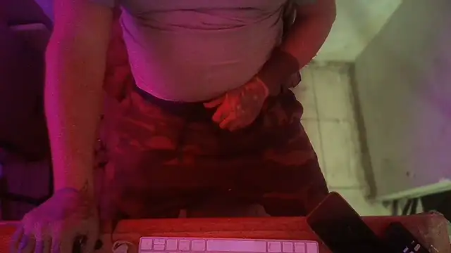 Snapshot of AlanDickson chatting on 01.11.26 AlanDickson online show from 01.11.26