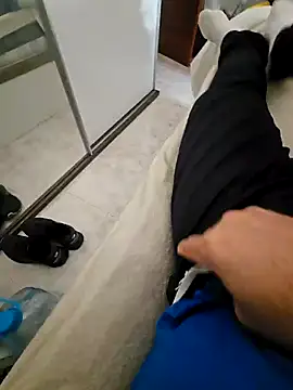 Snapshot of polla_calientes47 chatting on 12.26.24 polla calientes47 online show from 12.26.24