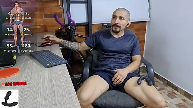 Marck Muscle online show from 10.28.25