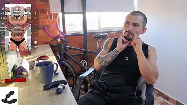 Marck Muscle online show from 06.11.26