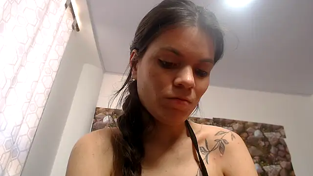 Snapshot of Karla_sweed chatting on 03.09.26 Karla sweed online show from 03.09.26