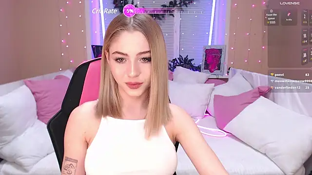 Snapshot of Tessa_Walker chatting on 01.09.25 Tessa Walker online show from 01.09.25