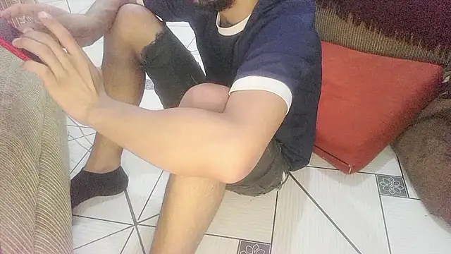 UncutToyBoy23cm online show from 11.06.25