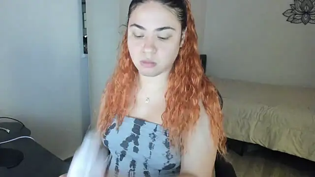 Snapshot of MelSaunders chatting on 01.06.25 MelSaunders online show from 01.06.25