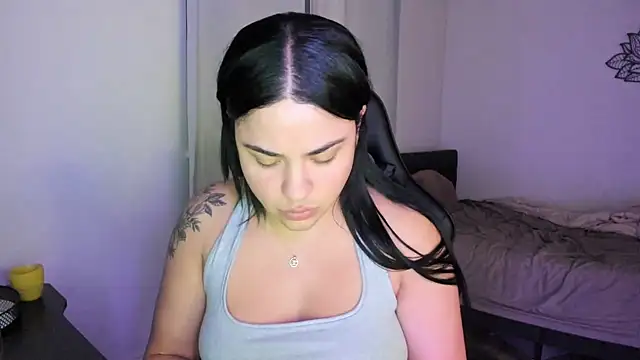 Snapshot of MelSaunders chatting on 01.27.25 MelSaunders online show from 01.27.25