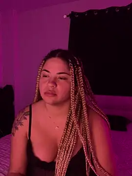 Snapshot of MelSaunders chatting on 10.16.25 MelSaunders online show from 10.16.25